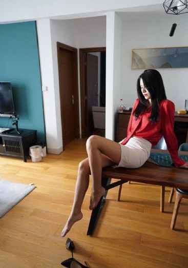 年轻保姆的滋味5_超清完整视频观看