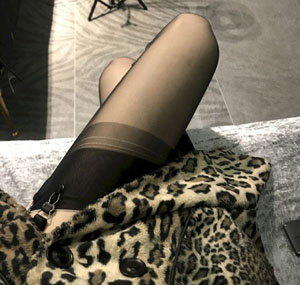 《美丽小蜜桃》电影_全集在线观看