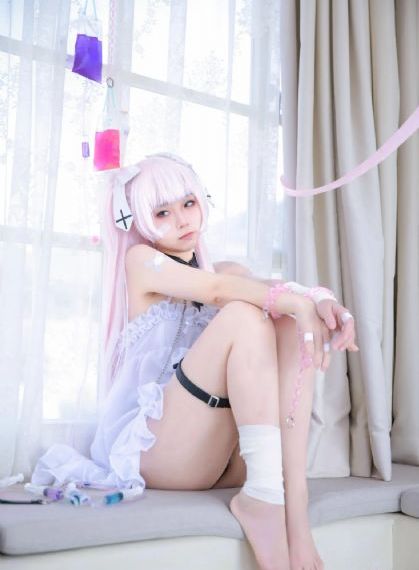 三个美妇跪着用嘴伺候高h_1080P神马在线观看