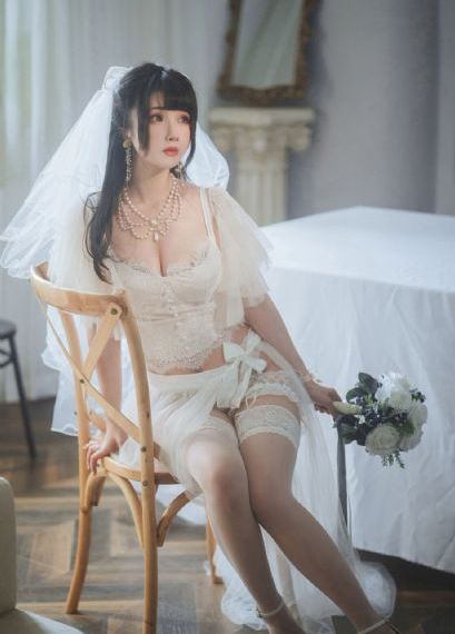丝袜伦理_DVD电影完整版