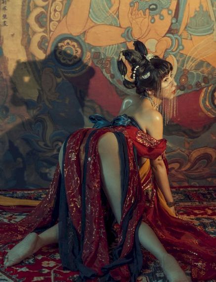 丰满的老女人的伦理_剧情片电影免费在线