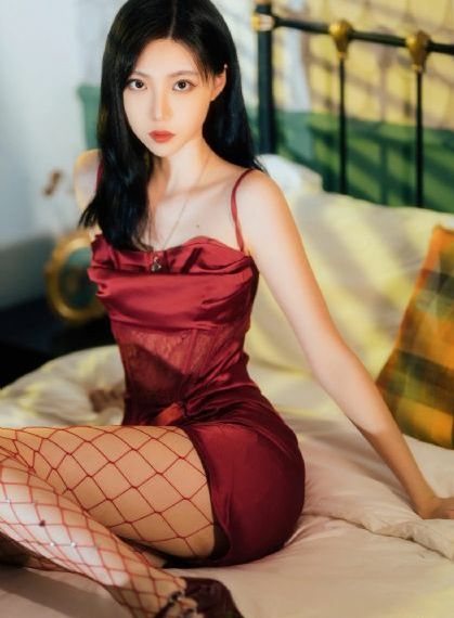 白丝美女被c_HD电视剧在线观看