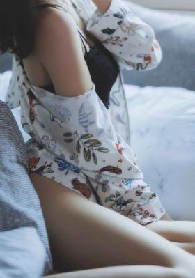 小姨子的梦_1080免费高清观看