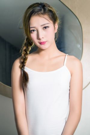 娇小枯瘦性色xxxxhd_1080电影免费在线