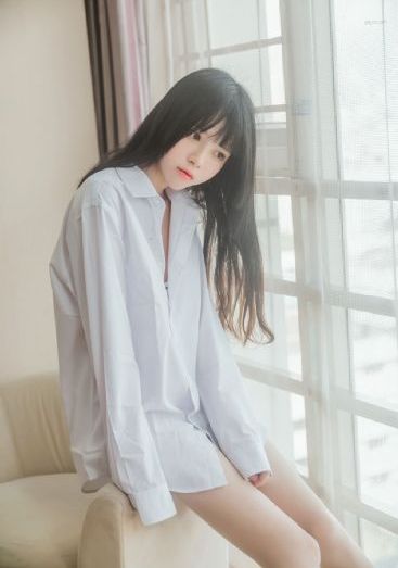 六个瑞典女孩在滑雪场_4K免费观看