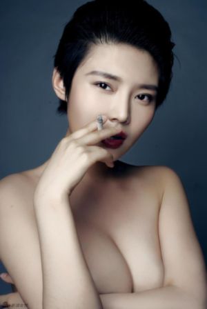女间谍_剧情片全集在线观看