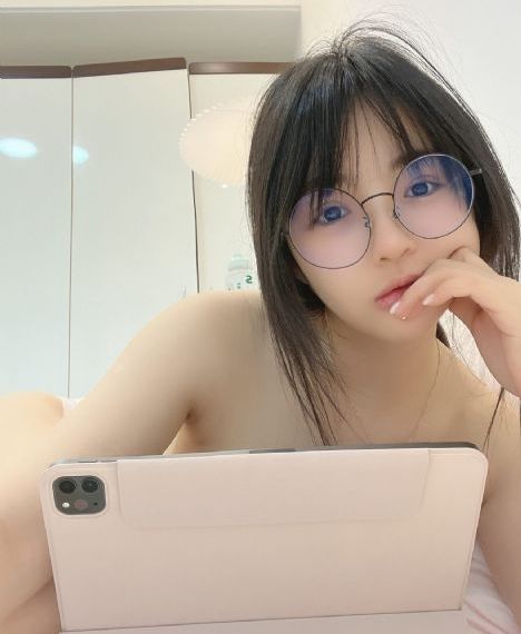 欧美电影睫毛膏_1080全集免费播放